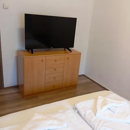 Friends - Promenade Emelet شقة *